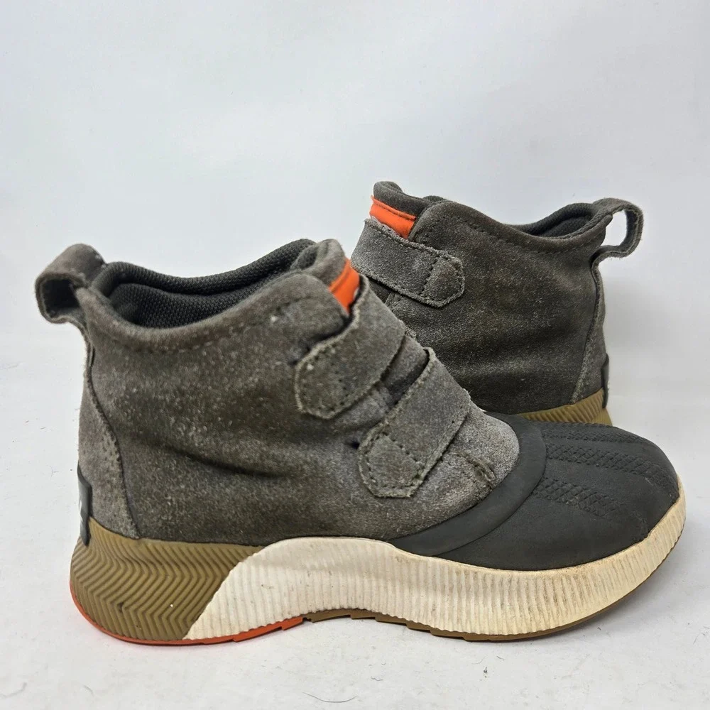 Sorel Out N About Classic Kids Waterproof Suede Rubber Boots Grey Orange